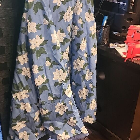 HEART OF HAUTE floral Blue Dress Size S - Picture 3 of 6